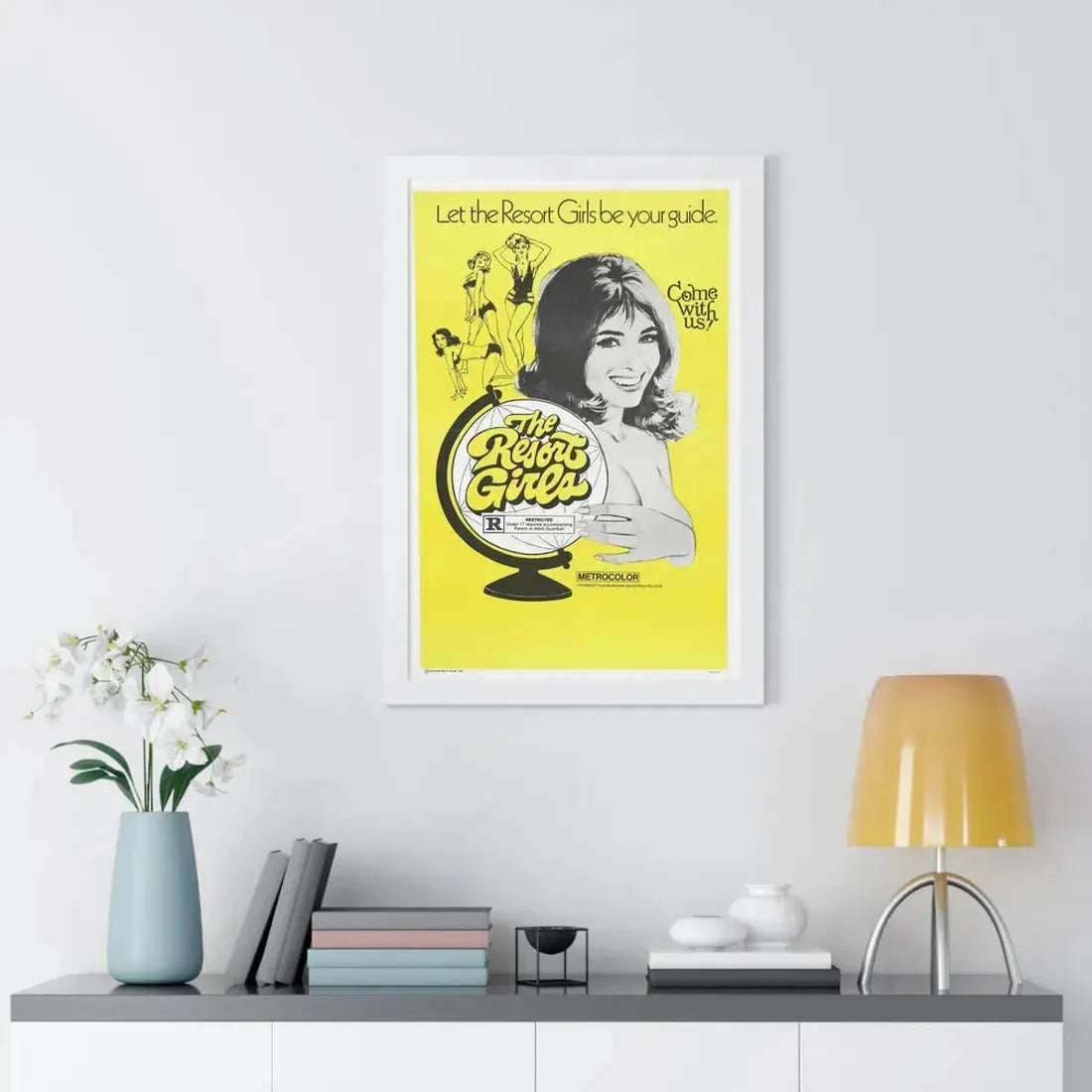 THE RESORT GIRLS 1971 - Framed Movie Poster - The Sticker Space