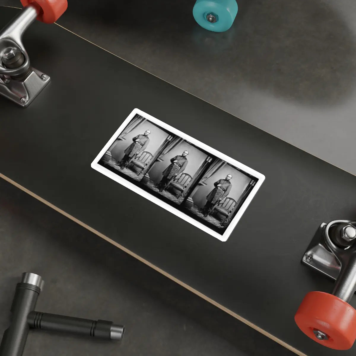 SKU:20433416496928301358 Sticker types:White Shape:Die-Cut Sizes:6" × 6"