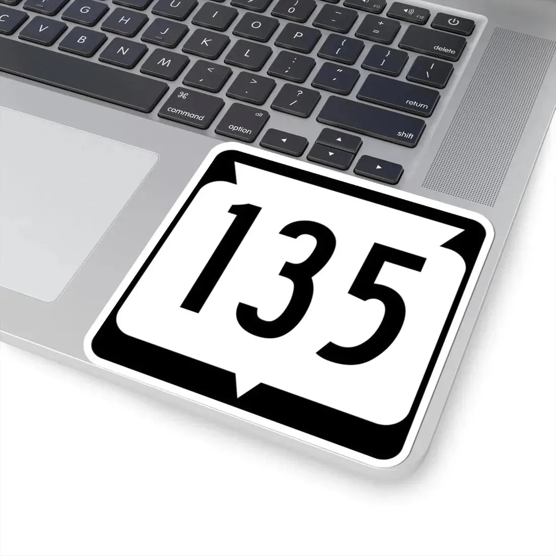 WIS 135 (Wisconsin) (Road Sign) STICKER Vinyl Kiss-Cut Decal - The Sticker Space